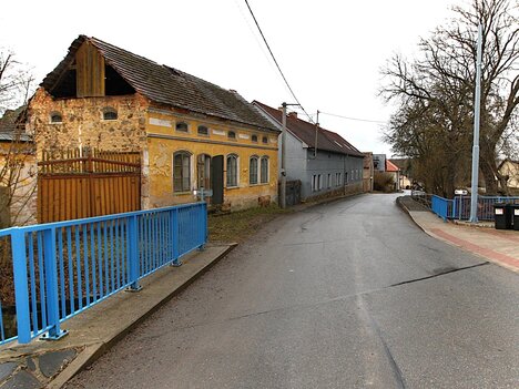 Obec Svinaře, pozemky o celkové rozloze 2.338m2, ideální pro stavbu RD, skvělá poloha v centru obce.