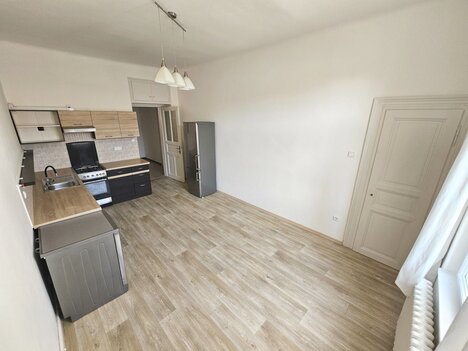 Pronájem bytu 2+kk, 58 m2, Praha 10, Vršovice, ulice Krymská