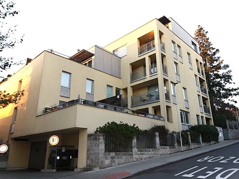 Praha 4 - Krč, pronájem bytu 3+kk, 93 m2 + terasa 30 m2 a garážové stání, vybaveno.