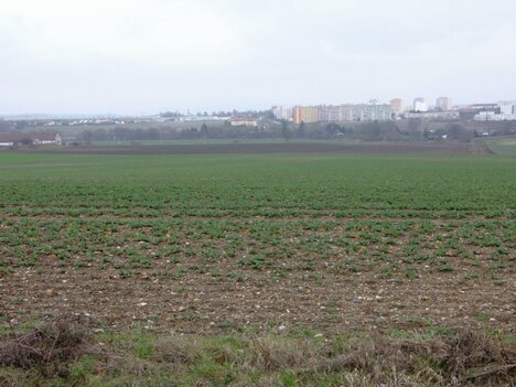 Roudnice nad Labem, komerční pozemek o rozloze 12.583 m2.