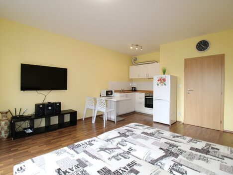 Pronájem bytu 1+kk/B, 36,3 m2, Praha 9, Čakovice, ulice Bermanova